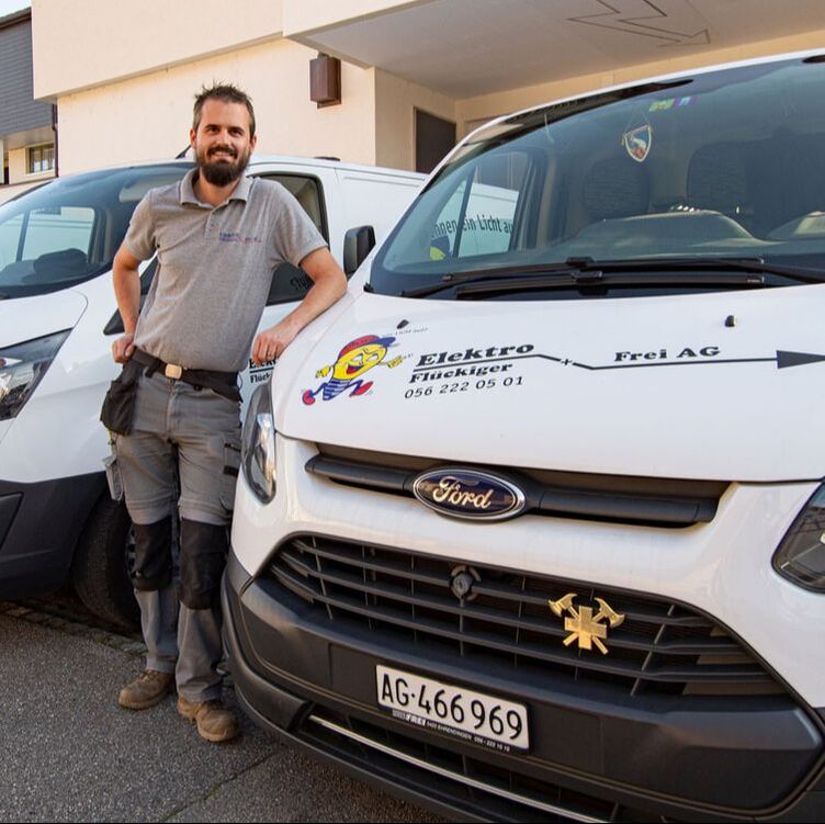 Stephan Frei, Elektrosicherheitsberater, Projektleiter, und Eidg. Dipl. Elektroinstallateur bei Elektro Flückiger + Frei AG, Ehrendingen.Bild