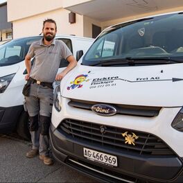Stephan Frei, Elektrosicherheitsberater, Projektleiter, und Eidg. Dipl. Elektroinstallateur bei Elektro Flückiger + Frei AG, Ehrendingen.Bild